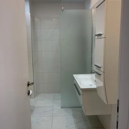 Oasis In Astir Apartment Tirana
